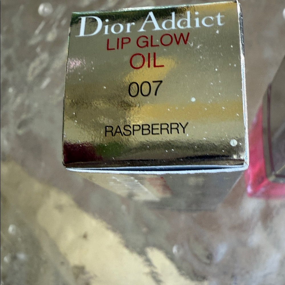 Dior Addict Lip Glow Oil - Red Raspberry - Picture 5 of 5